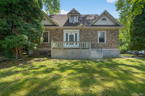 36 Seven Lakes Dr, Sloatsburg, NY, 10974-1715 | Card Image