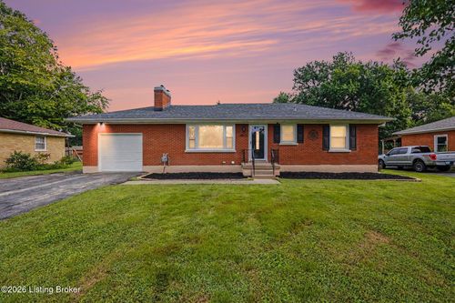 9913 Vega Ln, Louisville, KY, 40272-2961 | Card Image
