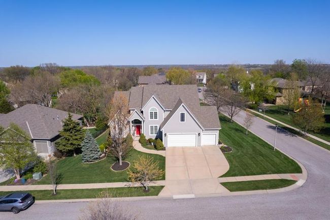 8127 Lone Elm Rd, House other with 5 bedrooms, 5 bathrooms and null parking in Lenexa KS | Image 63