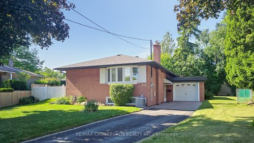 457 Paliser Cres N, Richmond Hill, ON, L4C1R7 | Card Image
