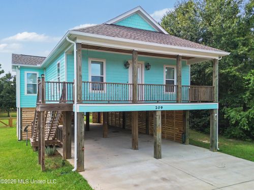 209 White Harbor Rd, Long Beach, MS, 39560-5611 | Card Image