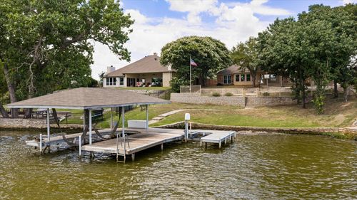 105 Casas Del Sur St, Granbury, TX, 76049-1406 | Card Image