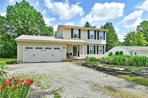 1534 Liberty Avenue, Girard, OH, 44420 | Card Image