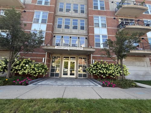 443-66 Winder St, Detroit, MI, 48201-3131 | Card Image