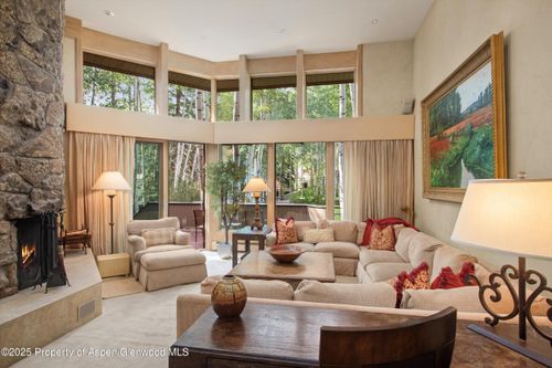a4-1428 Crystal Lake Rd, Aspen, CO, 81611-2252 | Card Image