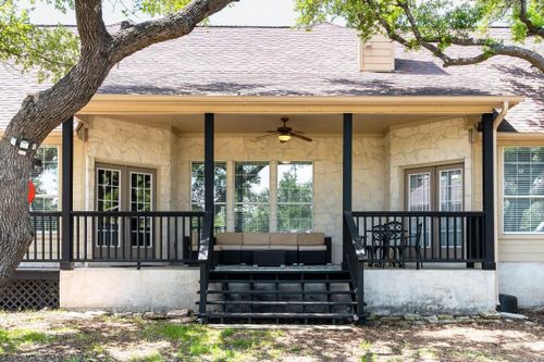 123 Horseshoe Drive, Dripping Springs, TX, 78620 | Card Image