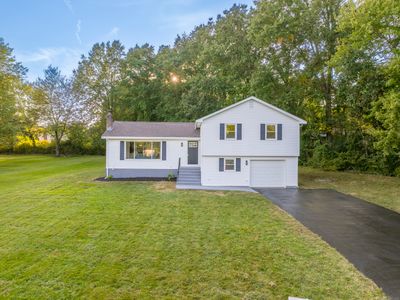 181 Willowcrest Drive, House other with 3 bedrooms, 2 bathrooms and null parking in Windsor CT | Image 1