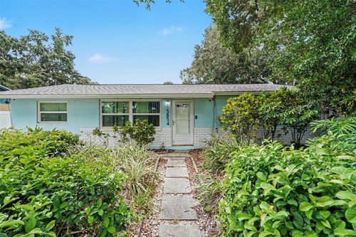 5854 93rd Ave N, PINELLAS PARK, FL, 33782-4904 | Card Image