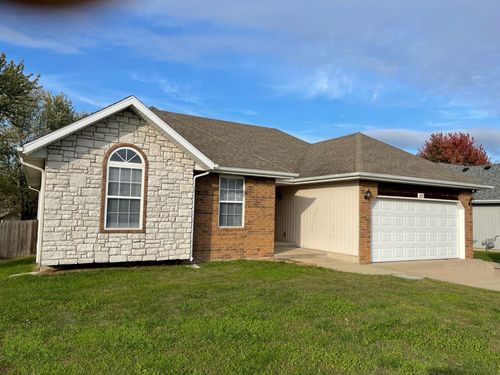 2947 W Westview St, Springfield, MO, 65807-7452 | Card Image