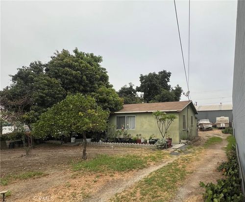 7625 Emil Ave, Bell Gardens, CA, 90201-4939 | Card Image