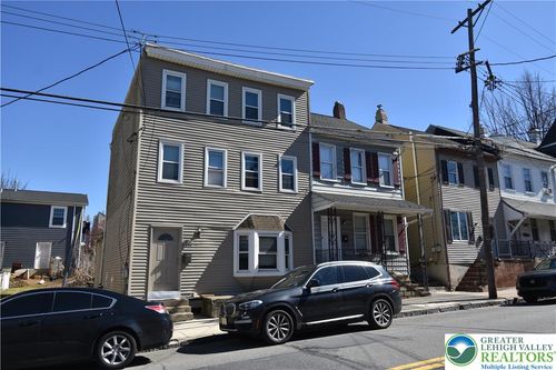 411 Cattell St, EASTON, PA, 18042-1703 | Card Image