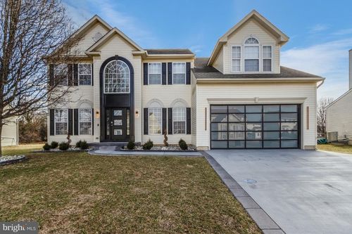 65 Pebble Creek Dr, SMYRNA, DE, 19977-3956 | Card Image