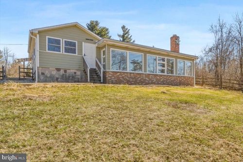 4835 Shookstown Rd, FREDERICK, MD, 21702-1545 | Card Image