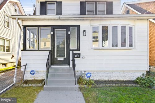 129 W Laughead Ave, MARCUS HOOK, PA, 19061-4232 | Card Image