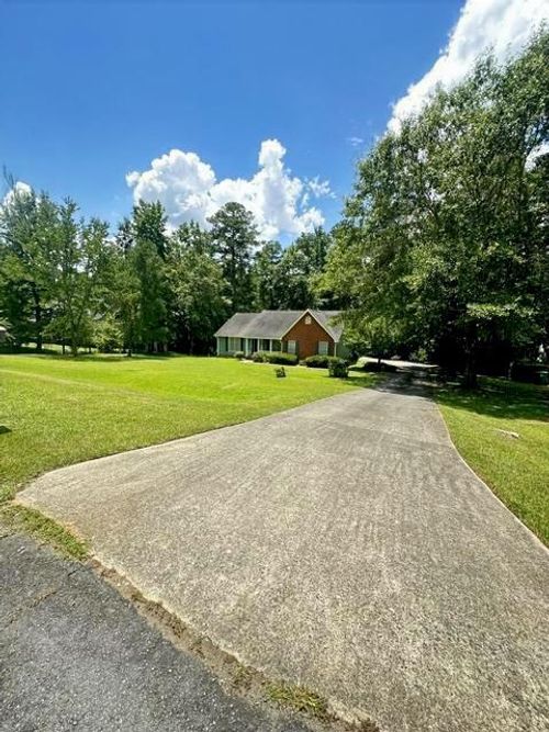 109 S Cambridge, Milledgeville, GA, 31061 | Card Image