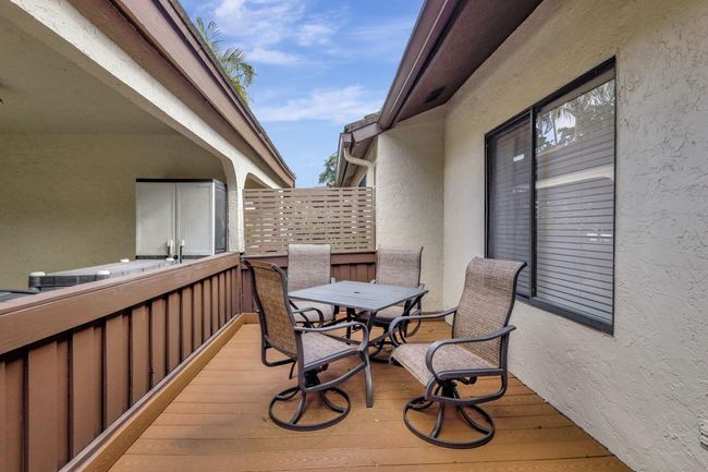 10088 Shadywood Pl, Condo with 2 bedrooms, 2 bathrooms and null parking in Boynton Beach FL | Image 24