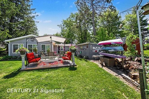 152 Hilda Dr, Farwell, MI, 48622-9628 | Card Image