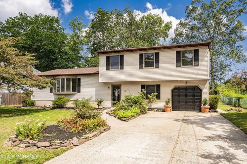 13 Grouse Dr, Bayville, NJ, 08721-1901 | Card Image