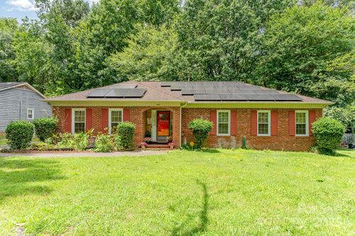 429 Sunnywood Ln, Charlotte, NC, 28270-2242 | Card Image