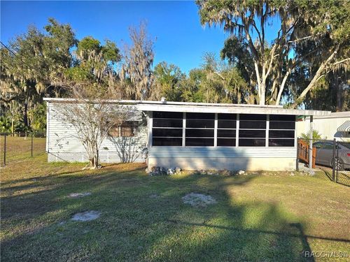 920 Cr 452a, Lake Panasoffkee, FL, 33538-5451 | Card Image