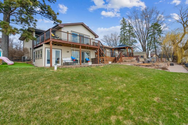 Expansive backyard perfect for yard games | Image 43