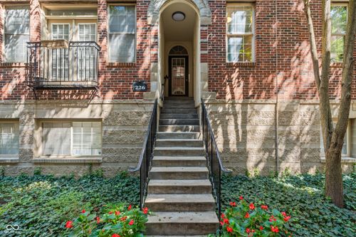 226e-226 N Cleveland St, Indianapolis, IN, 46204-2658 | Card Image