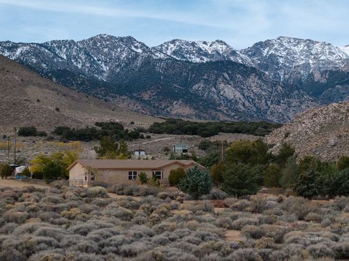 2440 Sage Flats Dr, Olancha, CA, 93549-8016 | Card Image