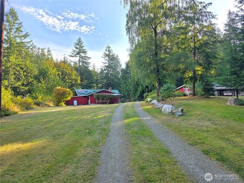 395 Saylor Rd, Camano Island, WA, 98282-5205 | Card Image
