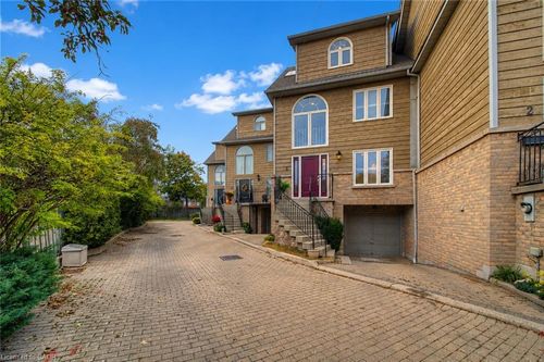 3-2353 Marine Dr, Oakville, ON, L6L1C5 | Card Image