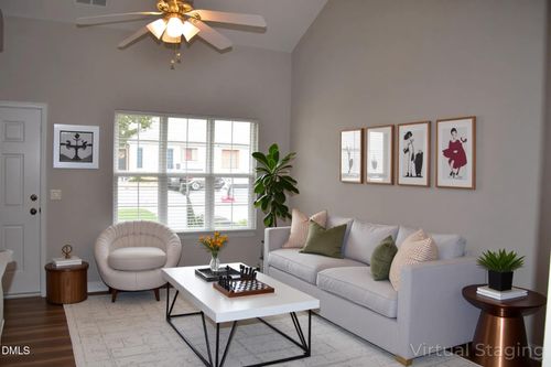 7940 Averette Hill Dr, Raleigh, NC, 27616-5492 | Card Image