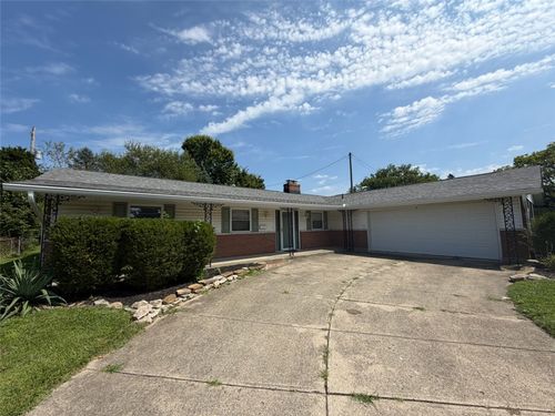 566 Cherry Hill Place, Fairborn, OH, 45324 | Card Image