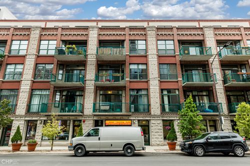 4b-843 Monroe St, Chicago, IL, 60607-2674 | Card Image