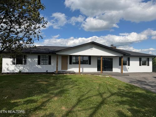 328 Peach Orchard Rd, Clinton, TN, 37716-6602 | Card Image