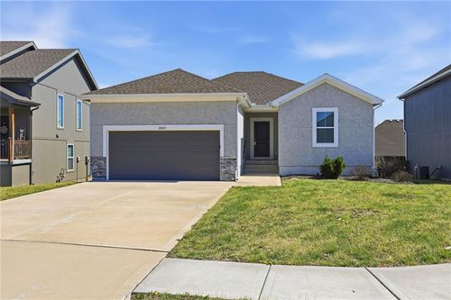 21803 Massa Cir, Peculiar, MO, 64078-7817 | Card Image