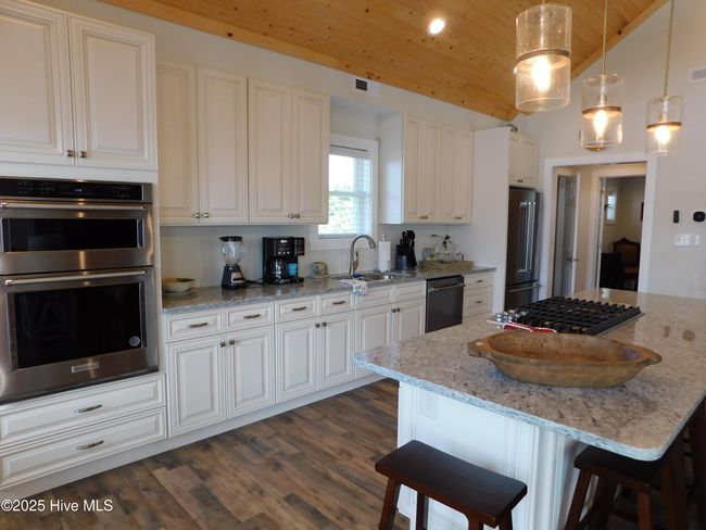 B - 1527 Front St, Condo with 2 bedrooms, 2 bathrooms and null parking in Beaufort NC | Image 5