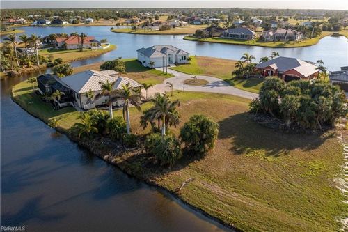 16219 Cayman Ln, PUNTA GORDA, FL, 33955-4037 | Card Image