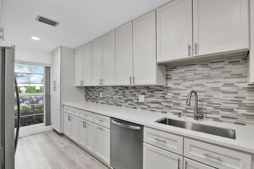 224-8844 Belle Aire Dr Drive, Boca Raton, FL, 33433 | Card Image