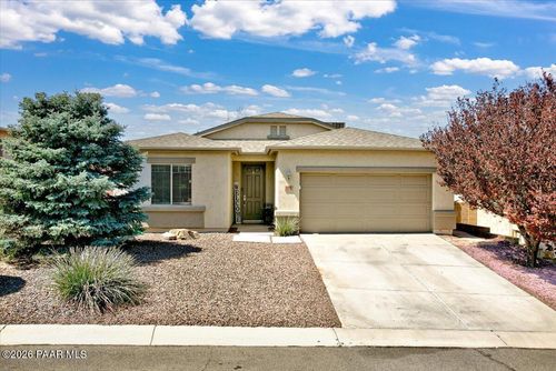 376 Armitage Way, Chino Valley, AZ, 86323-7155 | Card Image