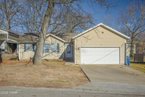 2011 Rolla St, Joplin, MO, 64801-1389 | Card Image
