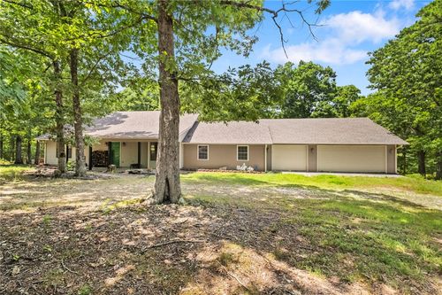 11013 Lakeside Dr, Rogers, AR, 72756-2695 | Card Image