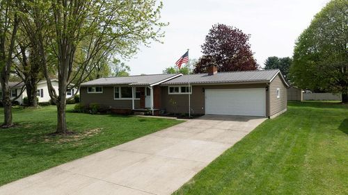 165 Myers Ave, Bellville, OH, 44813-1129 | Card Image