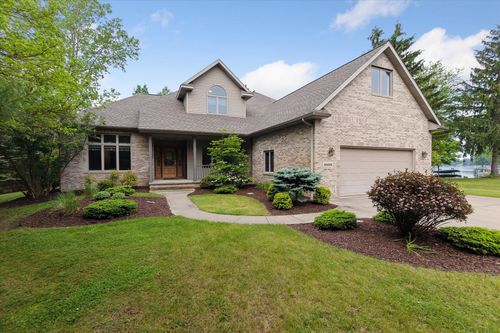 3438 Sandy Shore Dr, Metamora, MI, 48455-8974 | Card Image