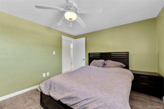 primary bed | Image 17