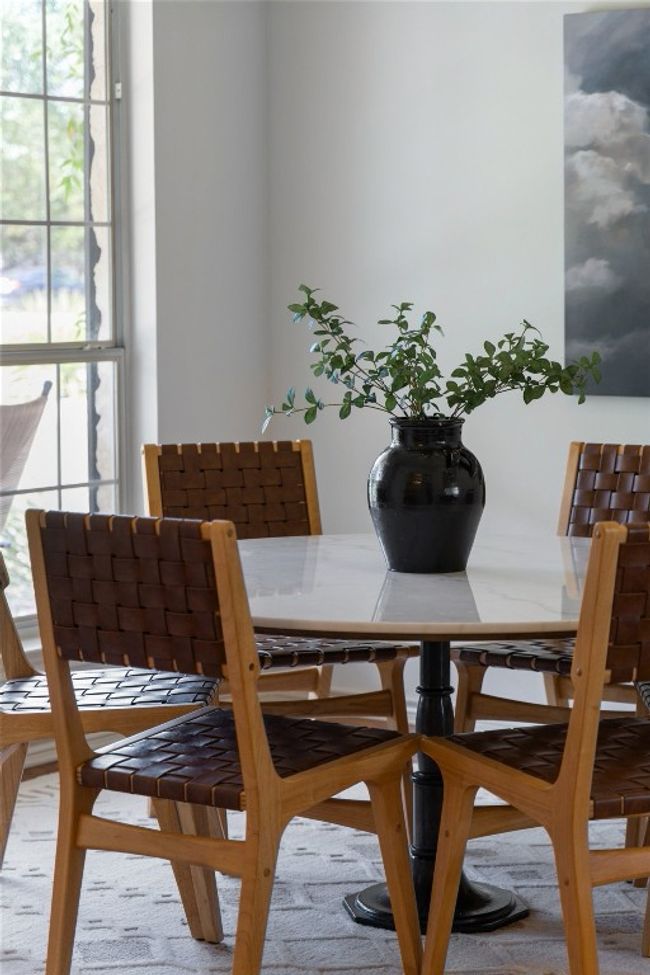 The perfect space for meals and gatherings! | Image 14
