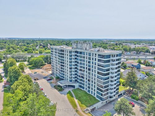 504-81 Scott St, St. Catharines, ON, L2N7L5 | Card Image