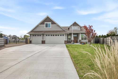 1511 59th Ct, Pasco, WA, 99301-5797 | Card Image