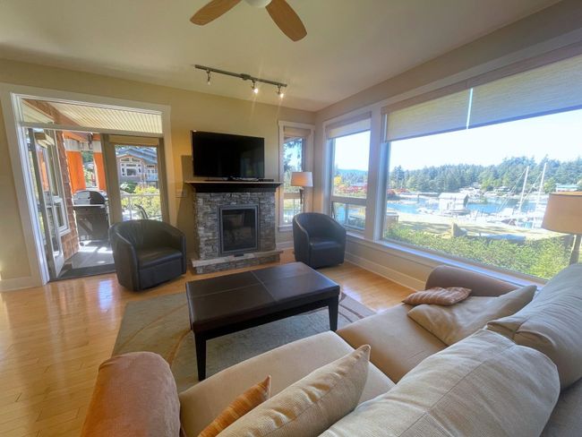 18D - 12849 Lagoon Road, Townhouse with 2 bedrooms, 2 bathrooms and 1 parking in Madeira Park BC | Image 8