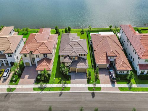 9040 W Parkland Bay Trl, Parkland, FL, 33076-4873 | Card Image