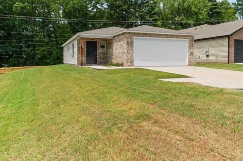 1000 Raven Walk Dr, Benton, AR, 72015-9005 | Card Image