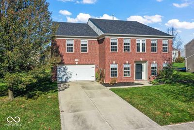 5618 Buck Drive, House other with 4 bedrooms, 3 bathrooms and null parking in Noblesville IN | Image 2